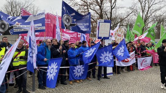 Auftaktdemo zur Einkommensrunde 2023! Arbeitgeber Respektlos!