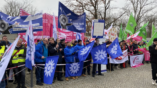 Demo zum Auftakt der EKR